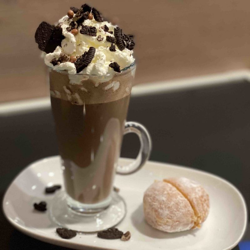 Uno Gelato - biscotti neri hot chocolate 2021