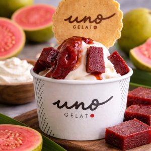 uno gelato - guava and cream cheese